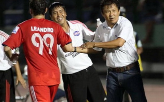 HLV Cho Yoon Hwan dẫn dắt B.Bình Dương